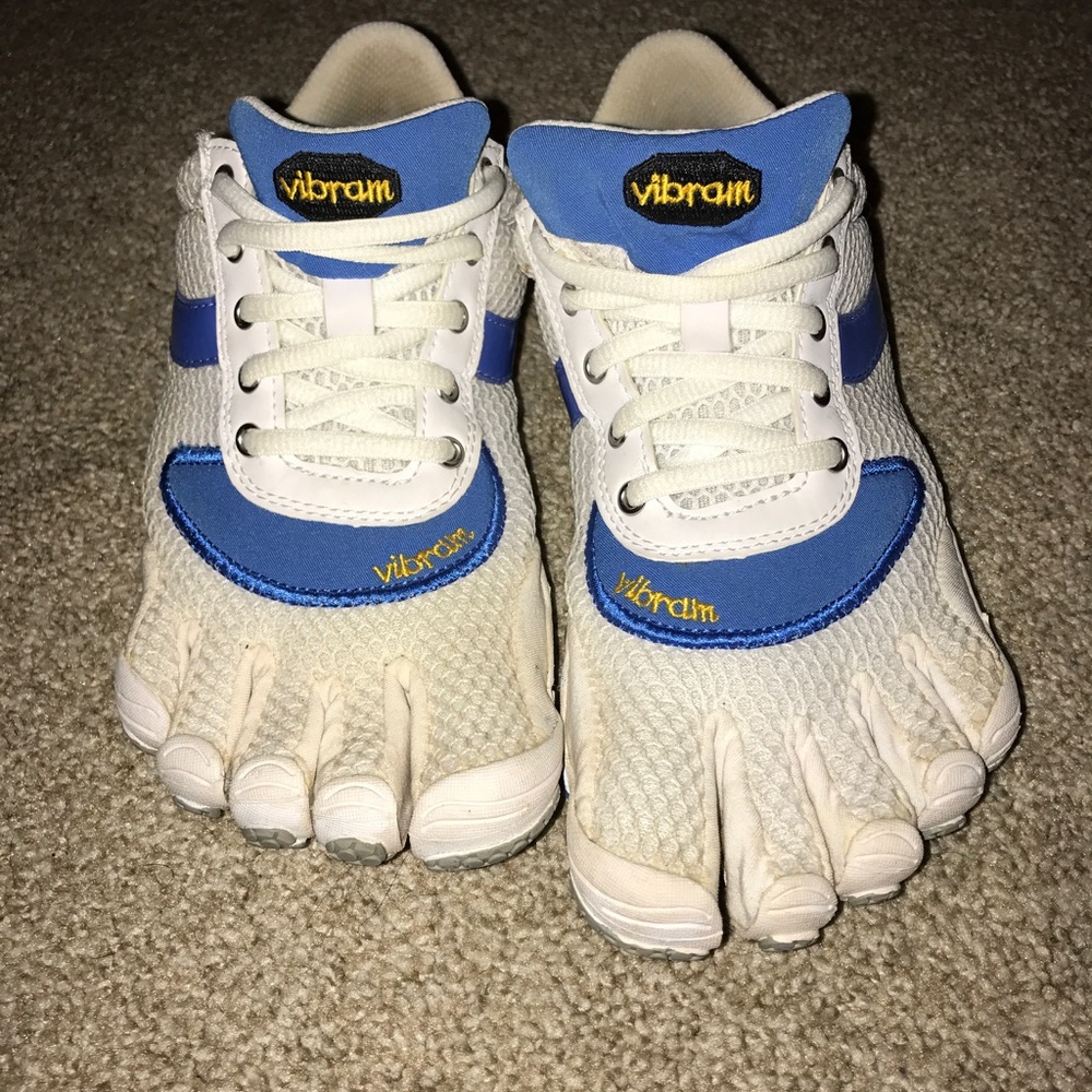 Vibram toe shoes