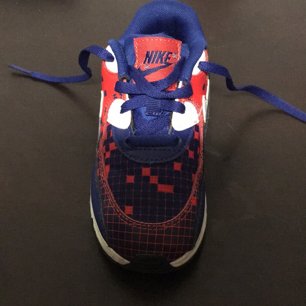 Toddler Nike air max size 9