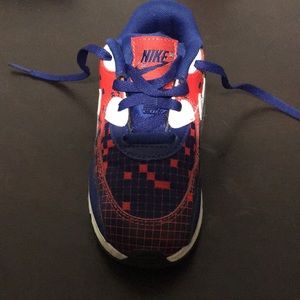 Toddler Nike air max size 9