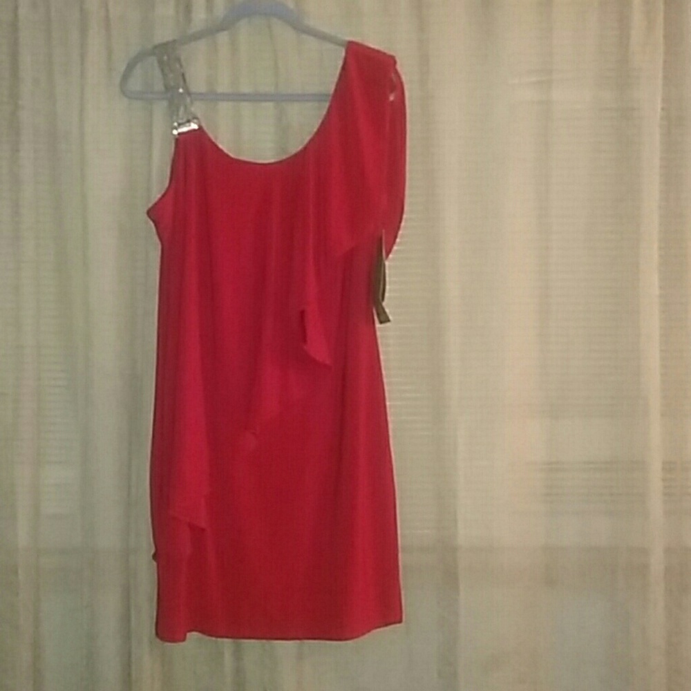 Ladies One Shoulder Red Dress