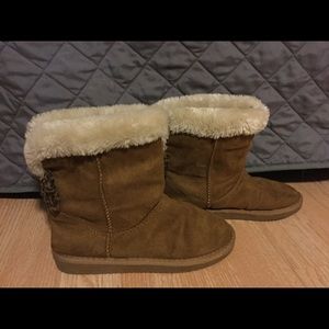 Girls sz 2 boots