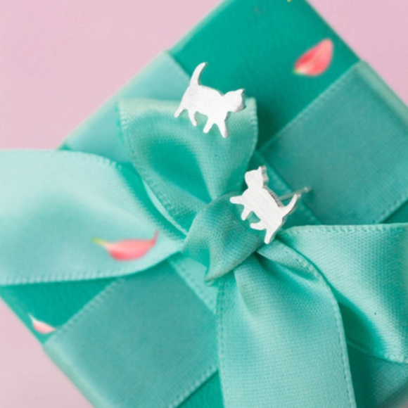 Cute 925 Sterling Silver Kitty Cat Stud Earrings - Picture 3 of 3