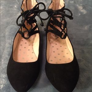 🌸BRAND NEW🌸 Dynasty Flats❤️