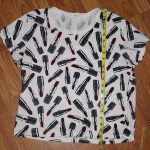 Retro Lipstick Shirt