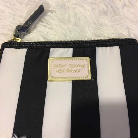 Betsey Johnson 3 in 1 makeup bag pink white black - Picture 7 of 8