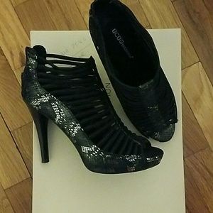 BCBG ankle shoes