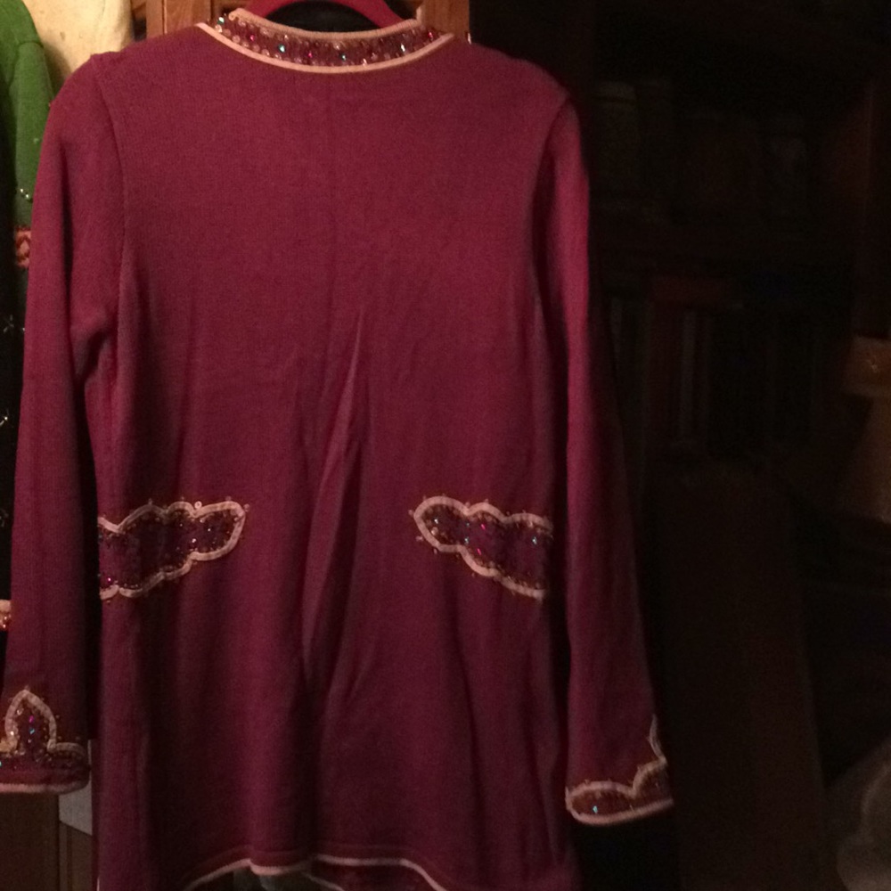 Sweater - Picture 5 of 5