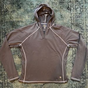 Mountain Hardware hoodie thermal pull over XL