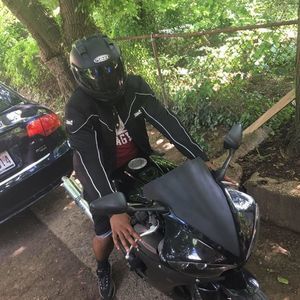 Meet your Posher, Wesley