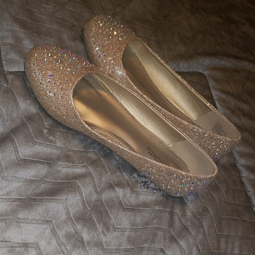 Gold flats Brand New