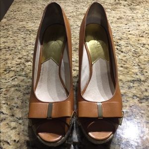 Carmel Size 11 Michael Kors Wedged Heels