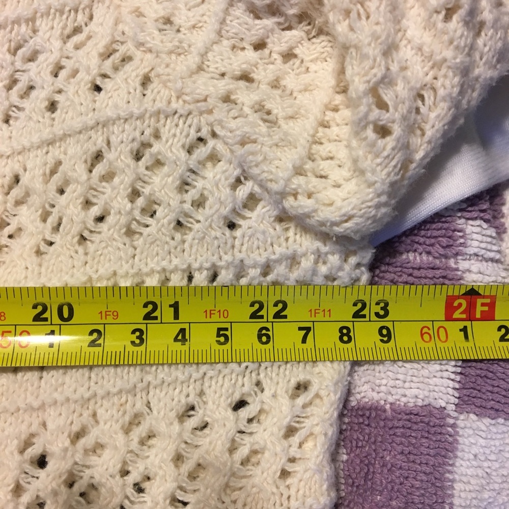 Basic Editions blouse - Picture 2 of 3