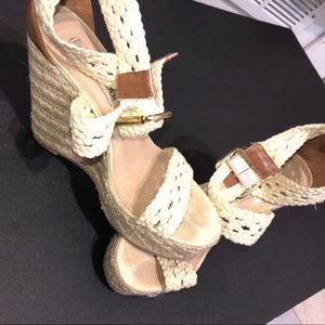 Steve Madden wedges size 5 1/2