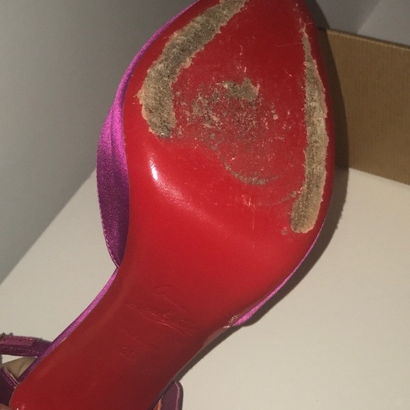🔥CHRISTIAN LOUBOUTIN🔥 (price is lil negotiable) - Picture 7 of 8