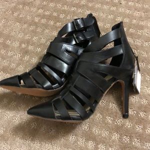 Zara cages heel size 8