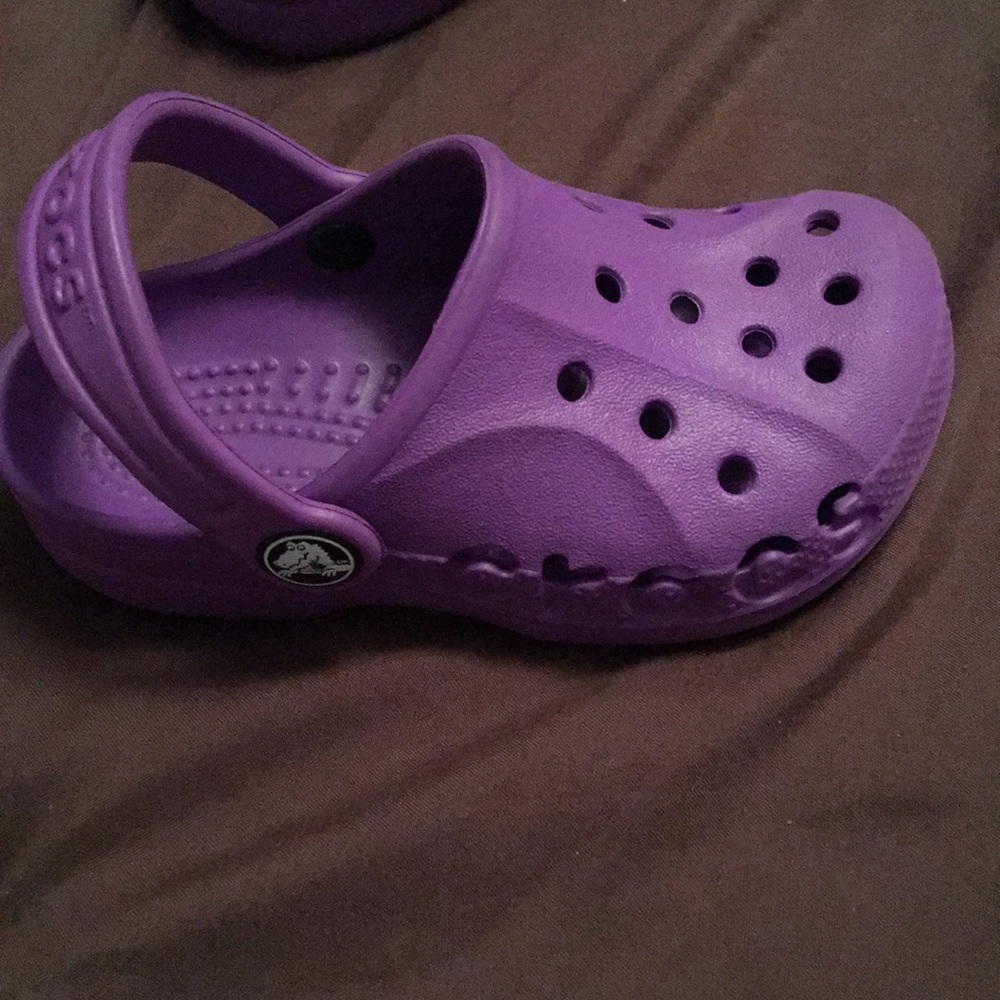 Crocs purple girls toddler size 8/9