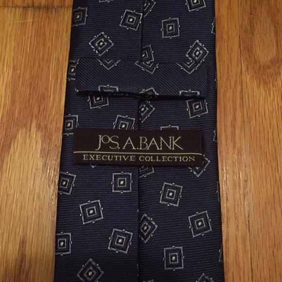 SOLD Jos. A. Bank Executive Collection Blue Tie - NWT - Picture 4 of 5