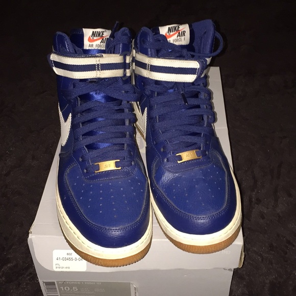 Nike Air Force 1 High - Picture 2 of 5