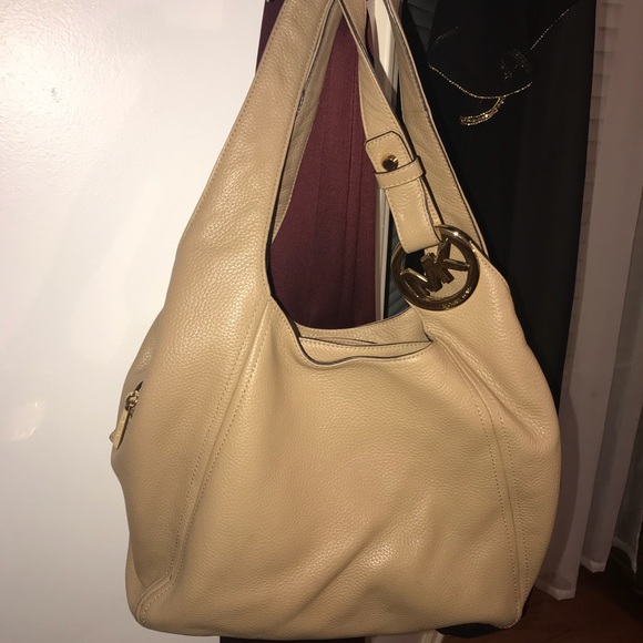Authentic leather Michael kors bag . - Picture 1 of 6