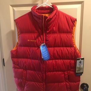Men’s Columbia Vest, Large