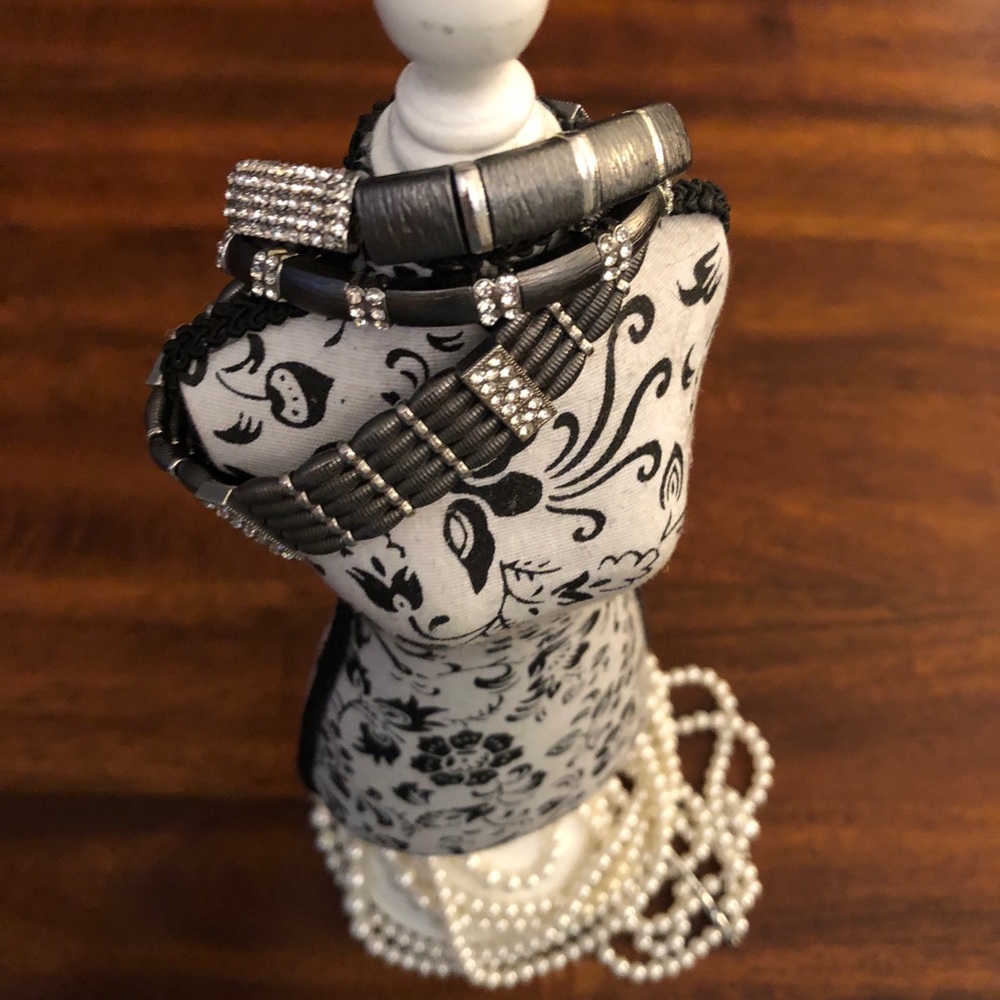 2 For 15 Stackable Swarovski Crystal Bangles. - image 3