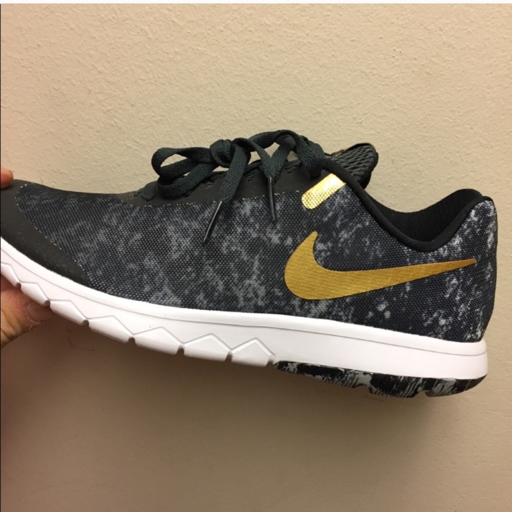 Nike Women’s Experience Camo & Gold Running Shoes