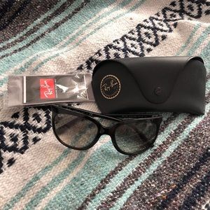 Authentic Ray-Ban Cats 1000 sunglasses