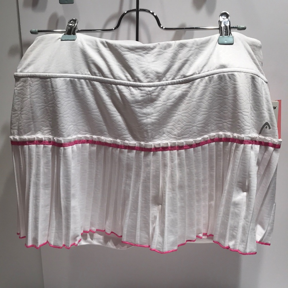 Head White pleated tennis skirt.