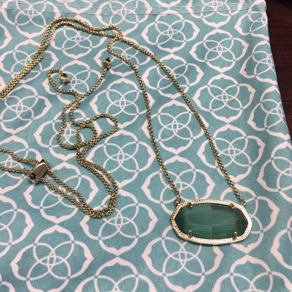 Kendra Scott Emerald Cat’s Eye Delaney