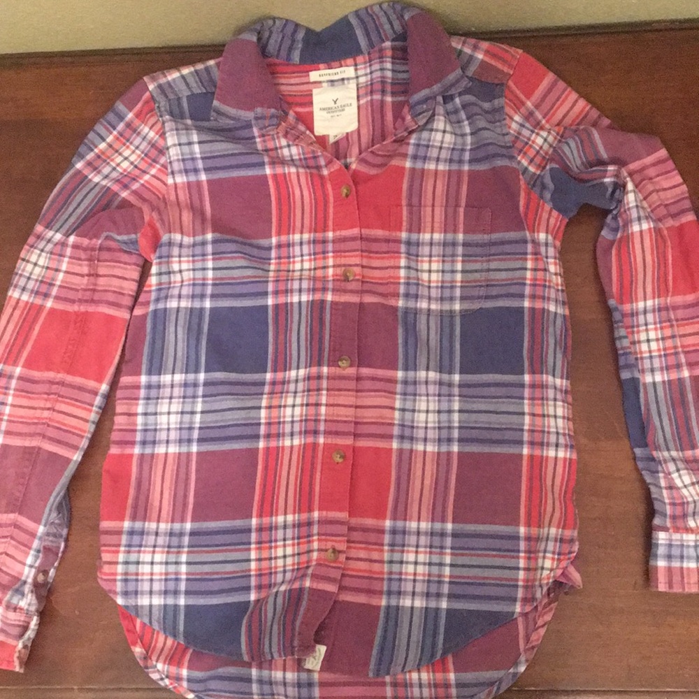 Boyfriend fit American eagle outfitters flannel!