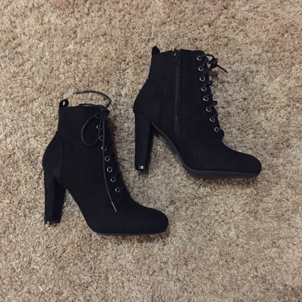 BRAND NEW IN BOX! Black Faux Suede Black Bootie