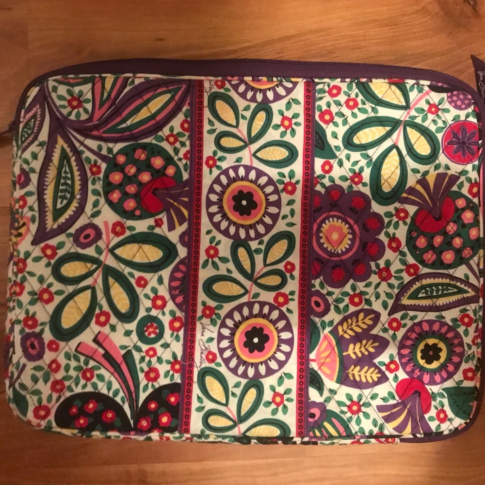 13” Vera Bradley laptop Sleeve