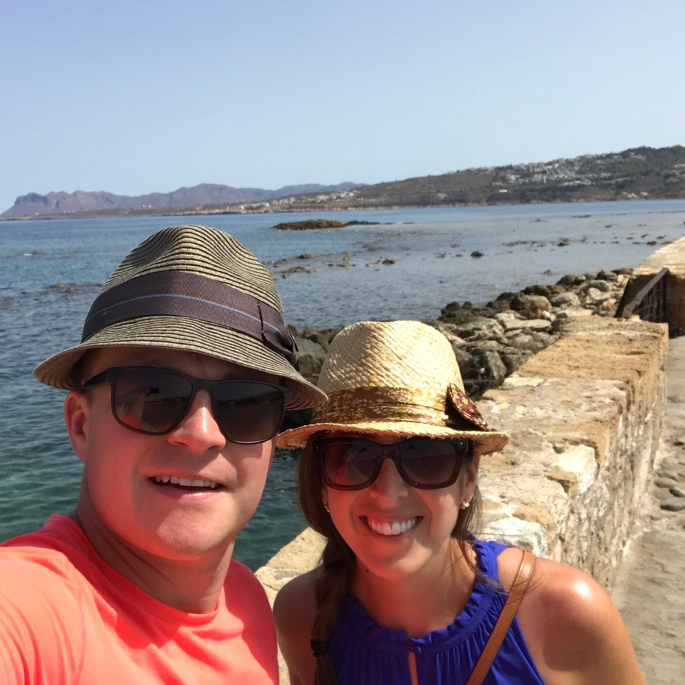 Meet your Posher, Hilary