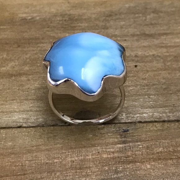 Ring - Picture 2 of 7