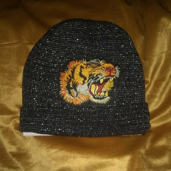 Black Beanie Cap with Tiger Patch GG style! - Picture 1 of 2