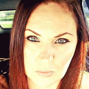 Meet your Posher, Lona