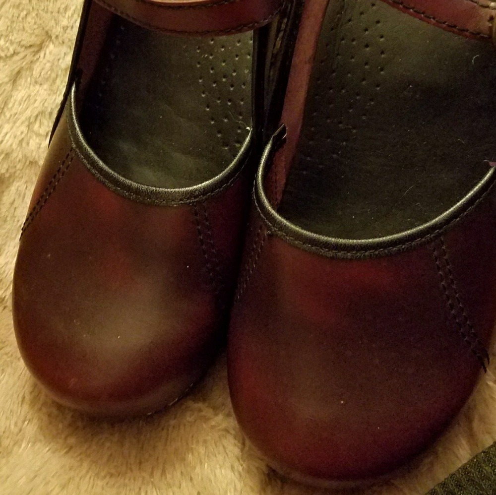Clogs