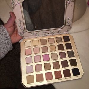 BRAND NEW TOO FACED NATURAL LOVED PALETTE😍✨