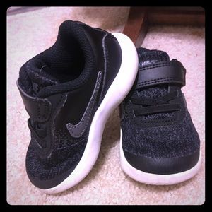 Boys Nike Shoes 5C