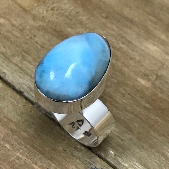 Ring - Picture 4 of 7