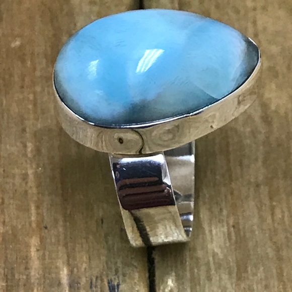 Ring - Picture 5 of 7