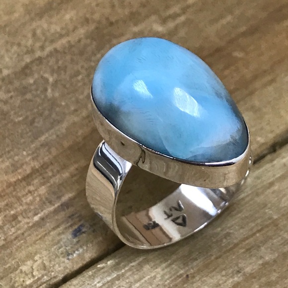 Ring - Picture 6 of 7