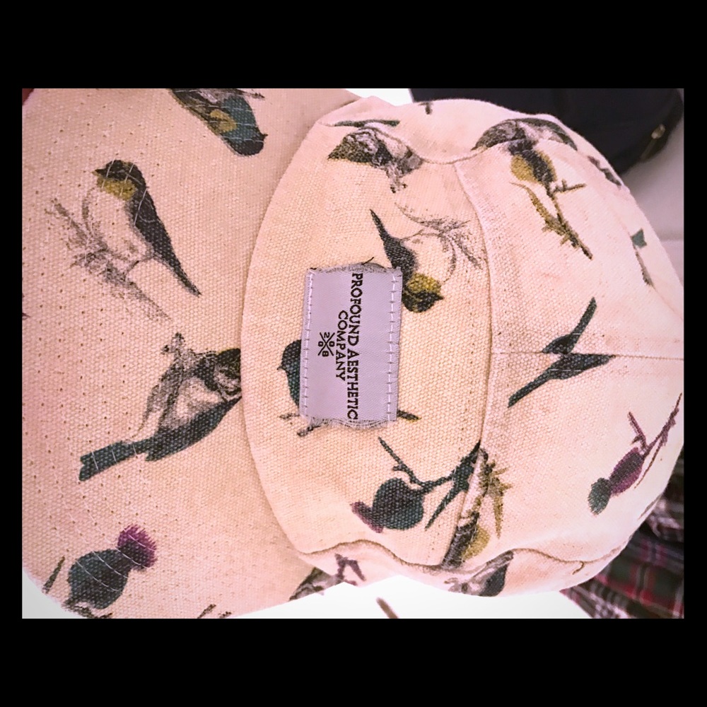 Unisex Bird-Print Cap