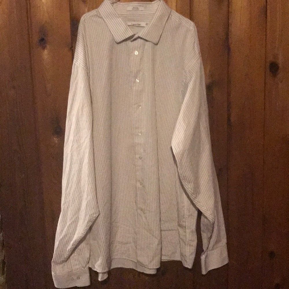Calvin Klein men’s dress shirt