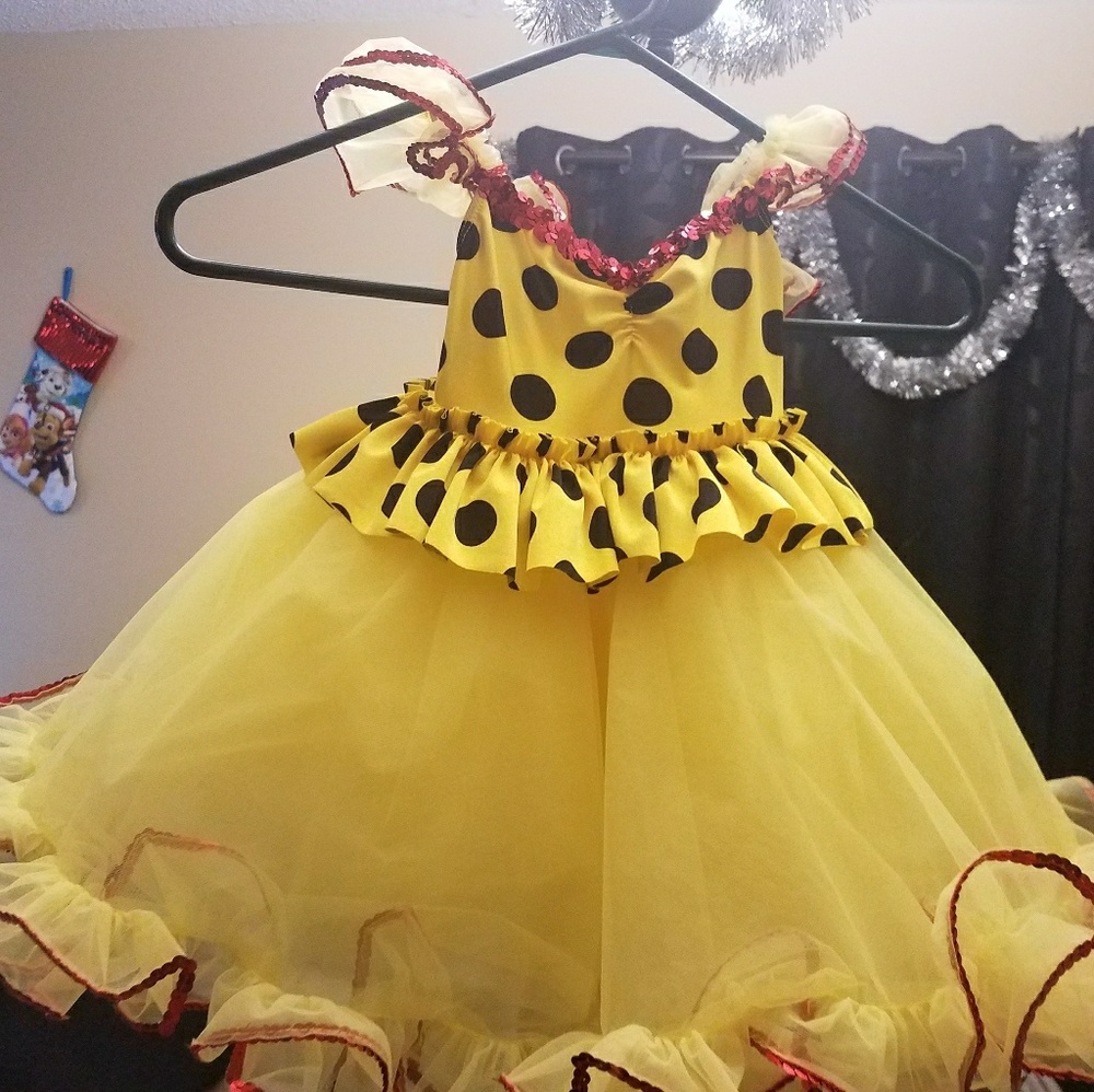 Infants are stone dress / XSC or 12-18 months