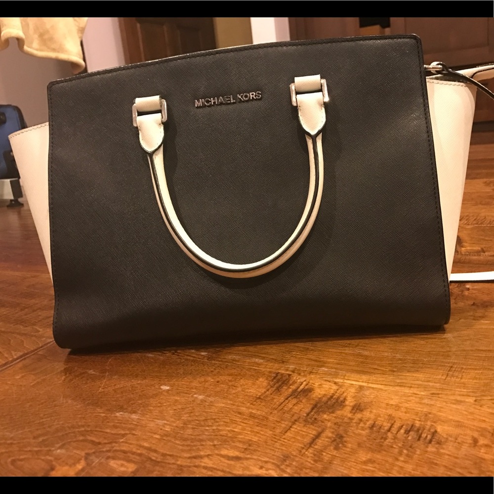 Michael Kors Selma Satchel