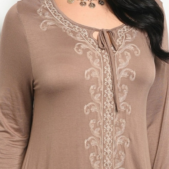 PLUS tan embroidered top - Picture 3 of 4