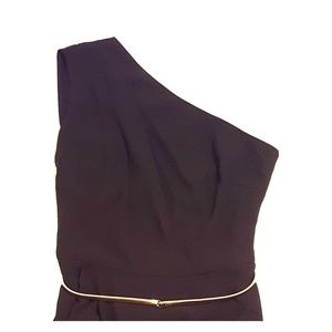 One shoulder dress