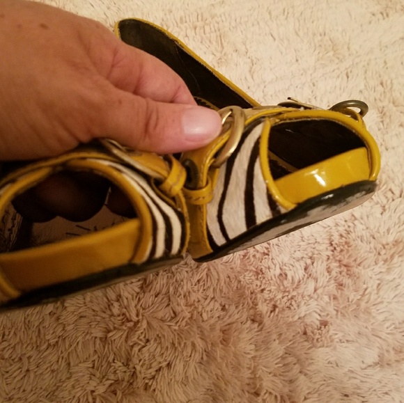 Zebra Print and Yellow Patent Peep Toe Pumps - Picture 4 of 7