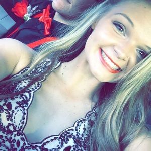 Meet your Posher, Katie